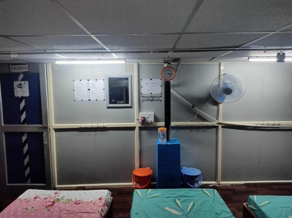 Rajeswari Ac Dormitory For Indian Males Only Port Blair Zewnętrze zdjęcie