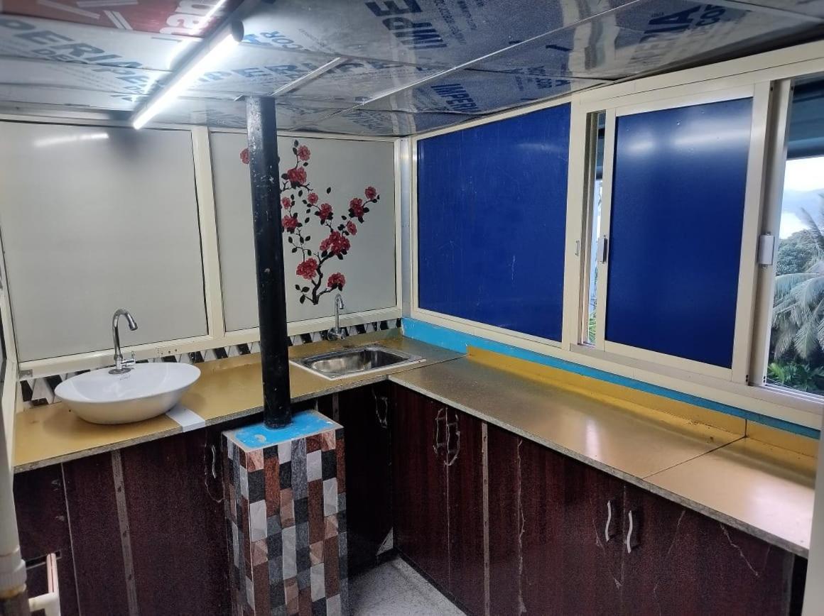 Rajeswari Ac Dormitory For Indian Males Only Port Blair Zewnętrze zdjęcie